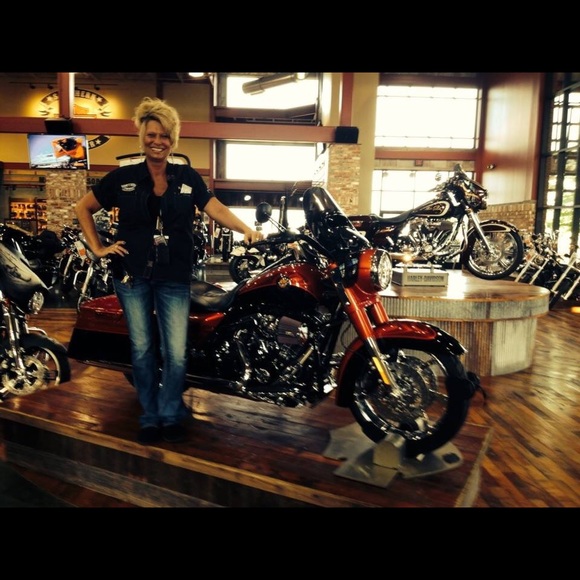 Meet your Posher, Robyn - Picture 7 of 10